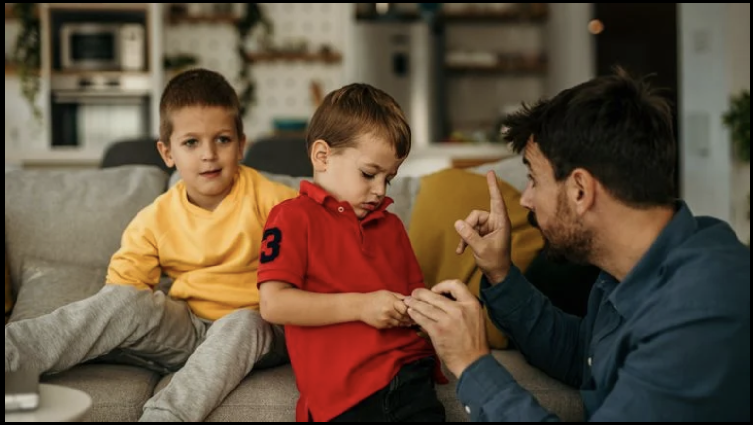 الشدة في تربية الأطفال: لماذا لا تعطي النتيجة التي يعتقدها الأهل؟